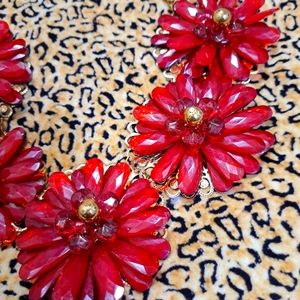 🌈FLOWER MEDALLION NECKLACE